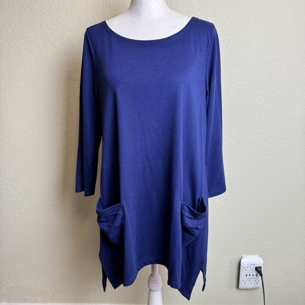 August Silk Women's Top Tunic NWT Size M 3/4 Sleeves Pockets Blue